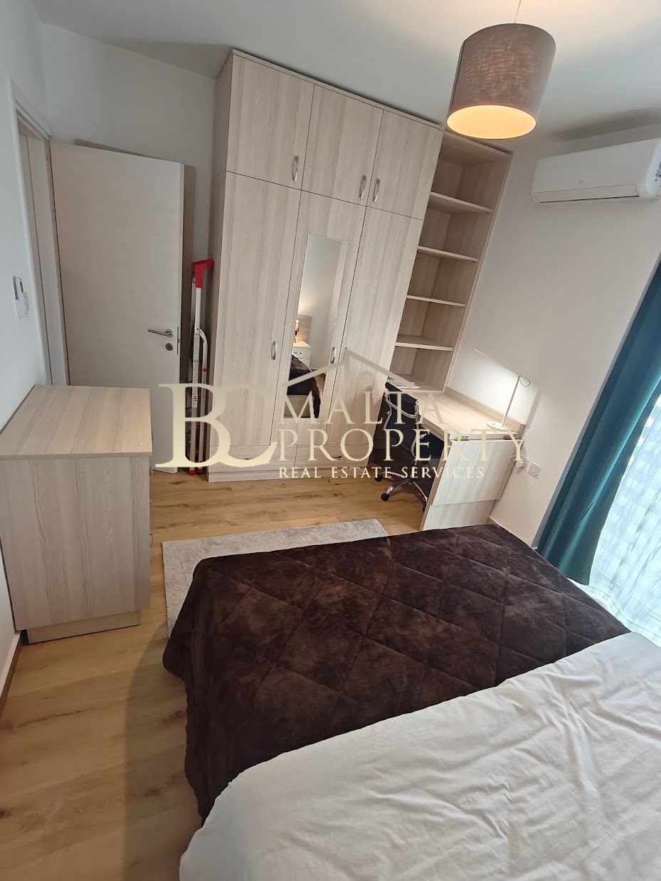 Qormi very nice area first time on the market 3 bedroom / 2bathroom Apartment
